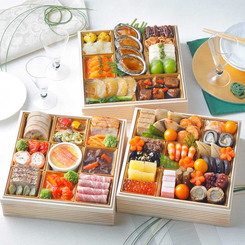〈西の三名人〉和・洋・中華風 三段 饗宴おせち